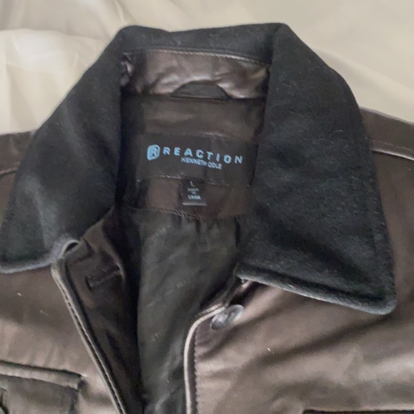 Black Leather Trench Coat back side Felt - Picture 2 of 4